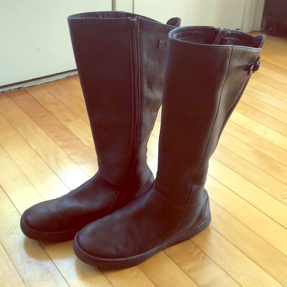 Camper boots size 40 women in brown. Knee-height.